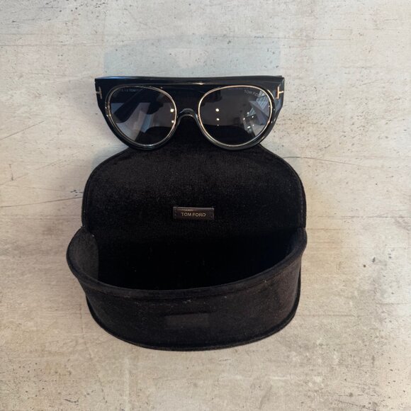 Tom Ford Black Gold Oversized Sunglasses - Picture 12 of 12